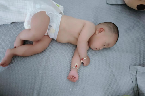 邯郸怎样教宝宝爬